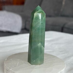 Green aventurine tower